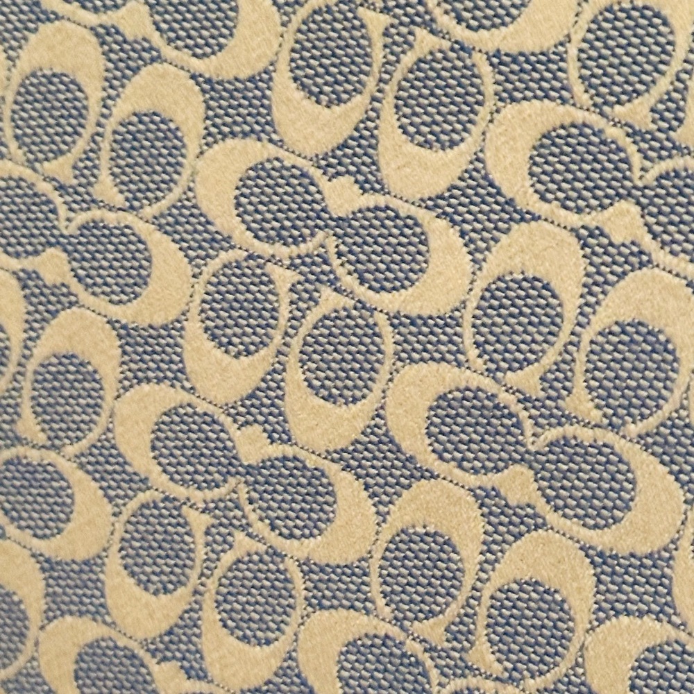 Authentic Coach Tote - Picture 6 of 16